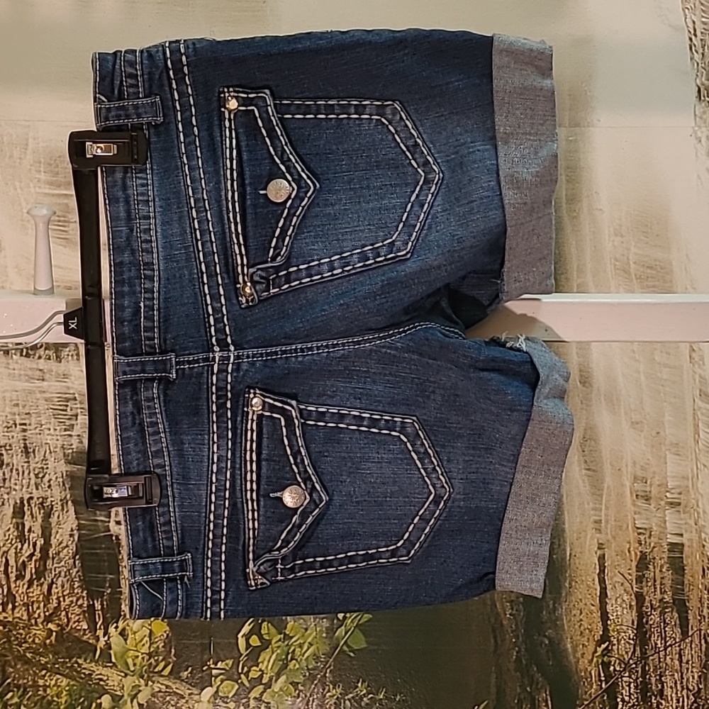 Paisley Sky Womens 14 blue jean denim shorts with bling pockets